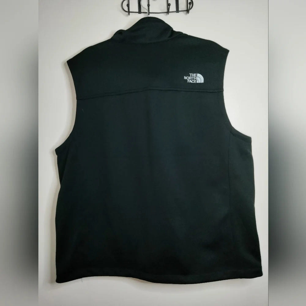 The North Face (Sz XL) Men's Black Ridgeline Soft Shell Front & Pocket Zip Vest